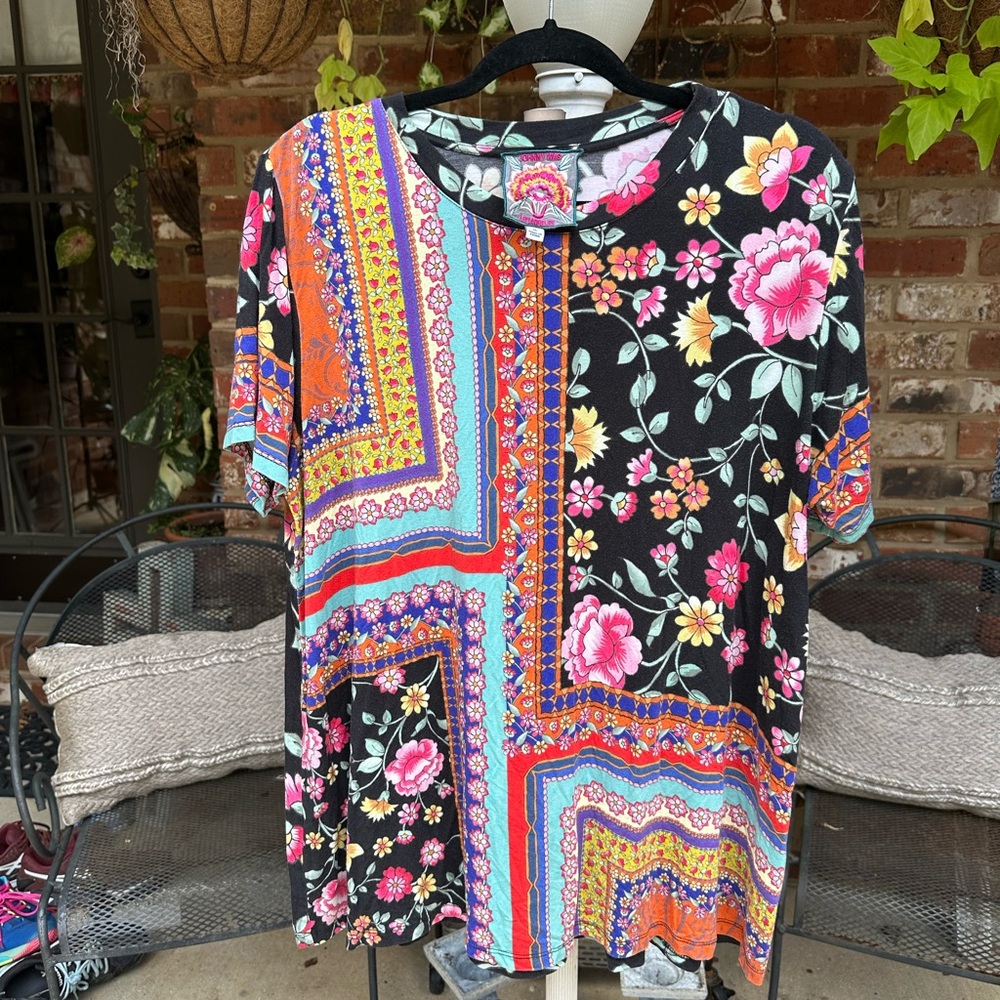 Johnny Was XL floral Janie Favorite crew neck short sleeve tee